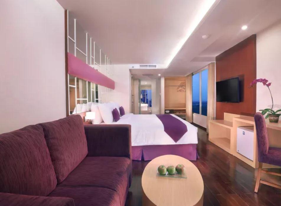 Hotel Quest Darmo - By Aston Surabaya