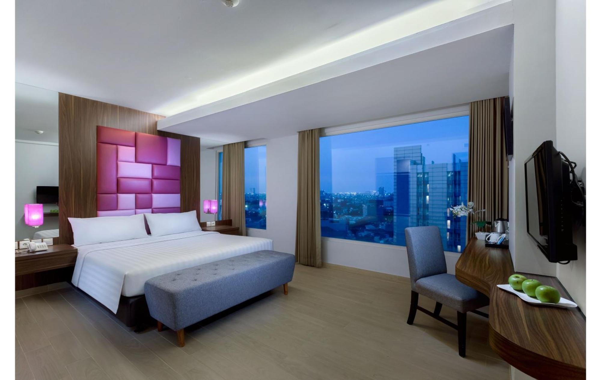 Hotel Quest Darmo - By Aston 3*