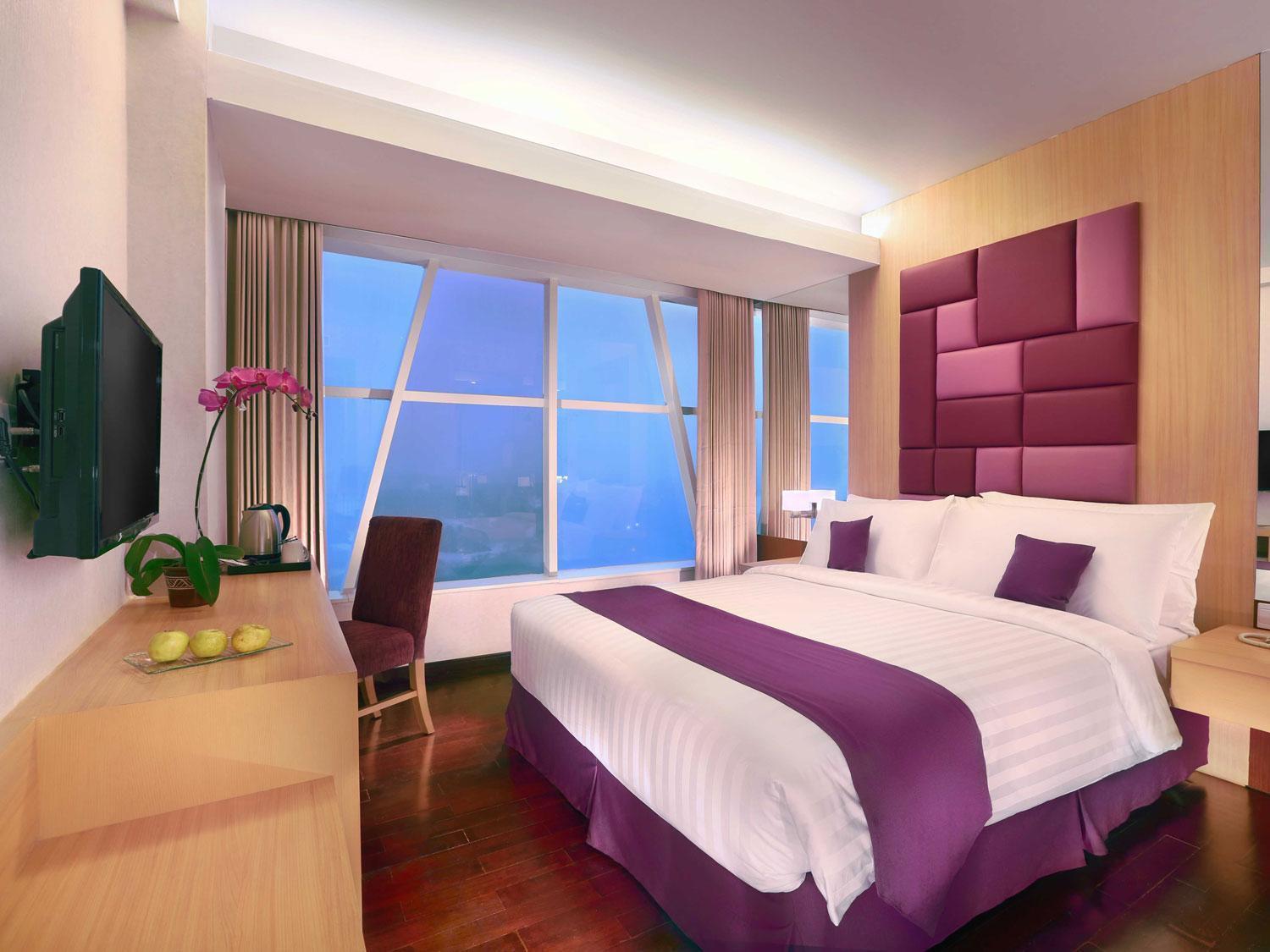 Quest Darmo - By Aston Surabaya