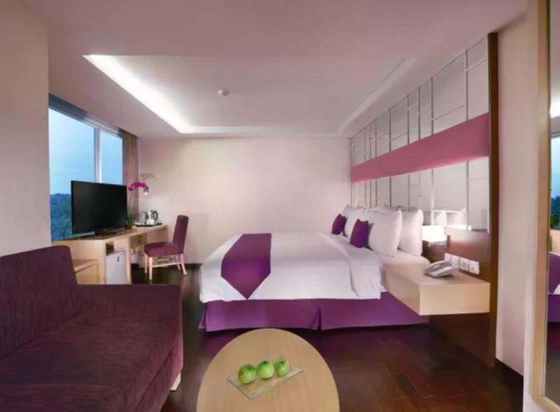 Hotel Quest Darmo - By Aston Surabaya