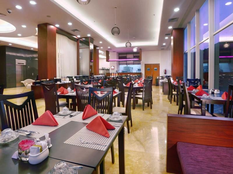 Quest Darmo - By Aston Hotel Surabaya